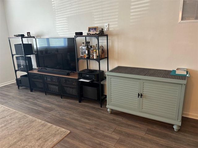 6263 NE 19th Avenue 903, Fort Lauderdale, FL 33308