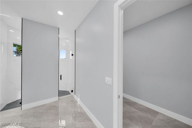 423 NW 6th TER, Cape Coral, FL 33993