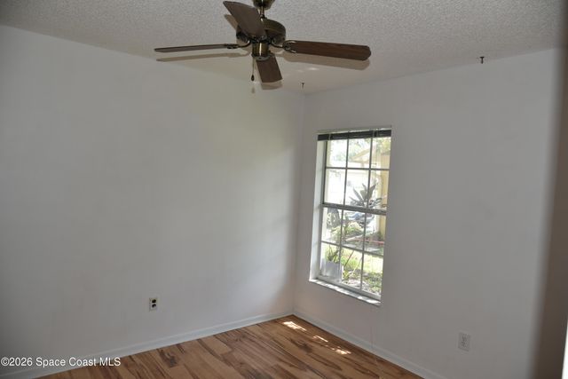 988 Hunt Street NW, Palm Bay, FL 32907