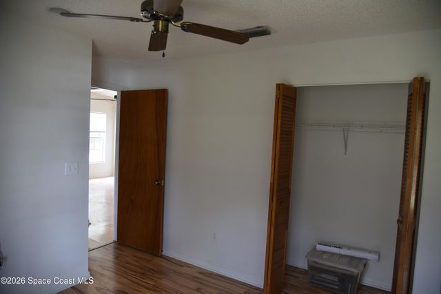 988 Hunt Street NW, Palm Bay, FL 32907