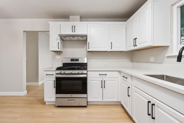 2970 S Martin L King Jr Boulevard, Fresno, CA 93706