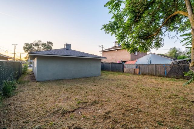 2970 S Martin L King Jr Boulevard, Fresno, CA 93706