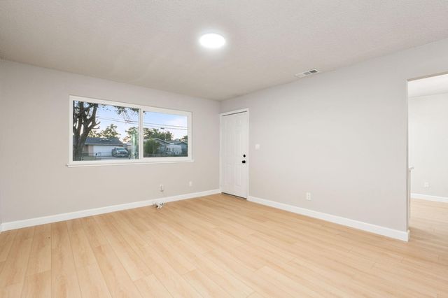 2970 S Martin L King Jr Boulevard, Fresno, CA 93706