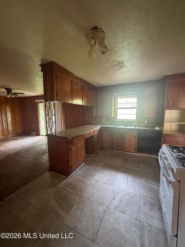 245 Shady Circle, Jackson, MS 39204
