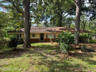 245 Shady Circle, Jackson, MS 39204