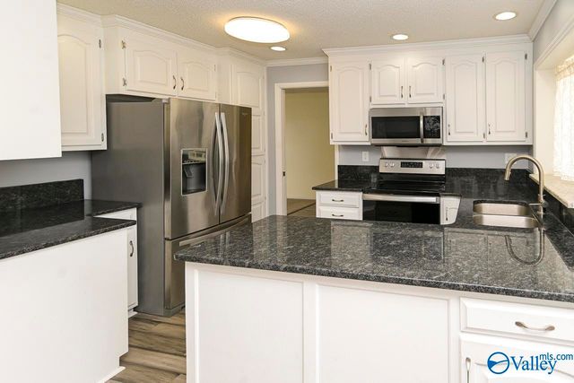 7607 Peacock Drive, Huntsville, AL 35802