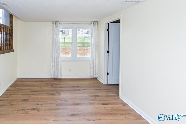 7607 Peacock Drive, Huntsville, AL 35802