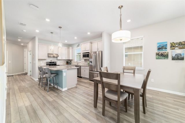 5886 SW 93RD CIRCLE, Ocala, FL 34481