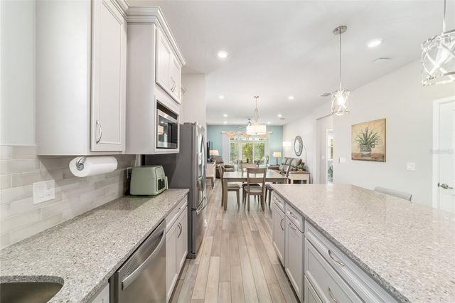 5886 SW 93RD CIRCLE, Ocala, FL 34481