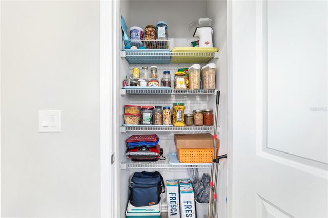 5886 SW 93RD CIRCLE, Ocala, FL 34481