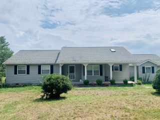 7370 Nolensville Rd, Nolensville, TN 37135