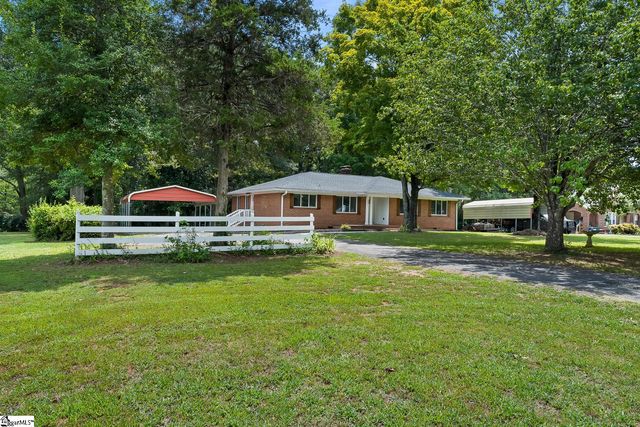 227 Belton Drive, Williamston, SC 29697