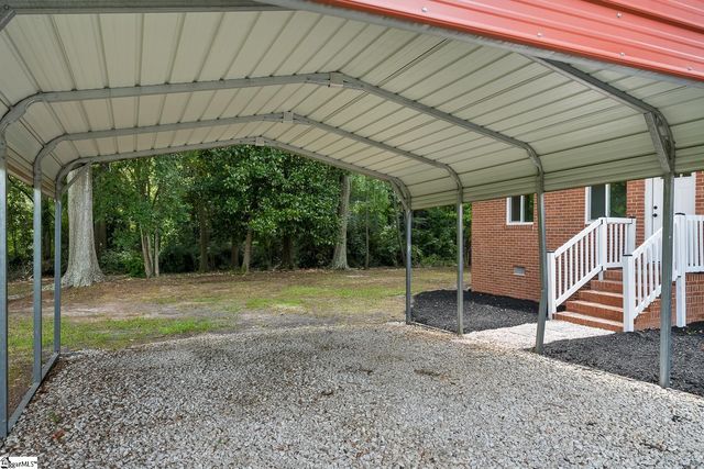 227 Belton Drive, Williamston, SC 29697