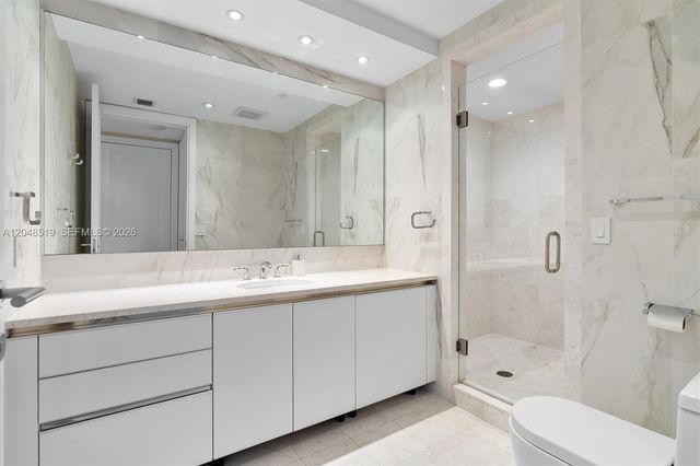 16051 Collins Avenue 1102, Sunny Isles Beach, FL 33160