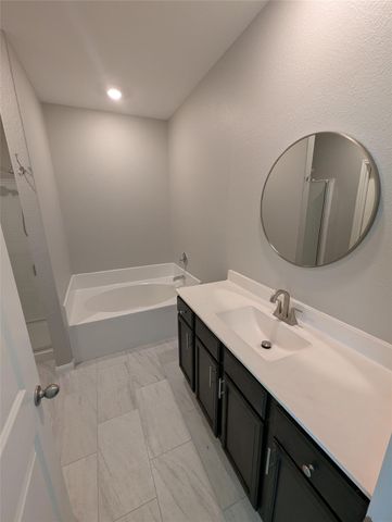 2201 Nautica Terrace Drive, La Marque, TX 77568