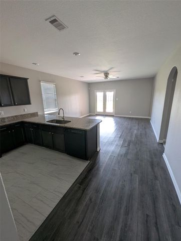 2201 Nautica Terrace Drive, La Marque, TX 77568