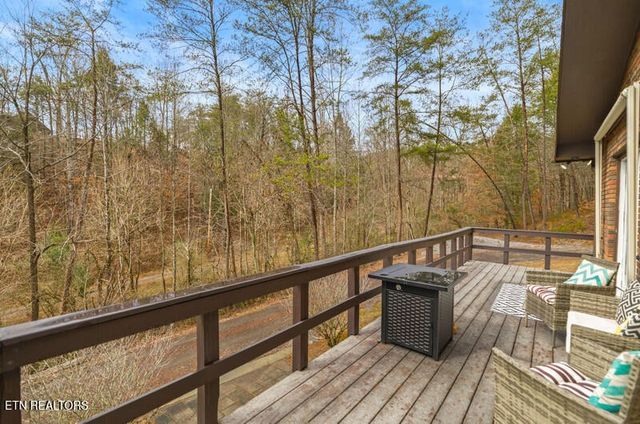 1652 Arron Way, Sevierville, TN 37876