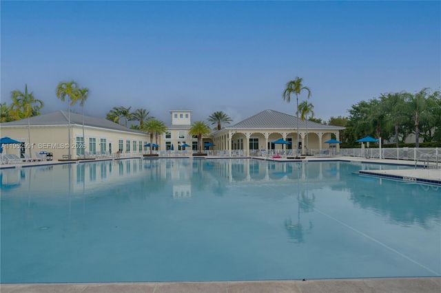 2741 NE 4th St 103, Homestead, FL 33033