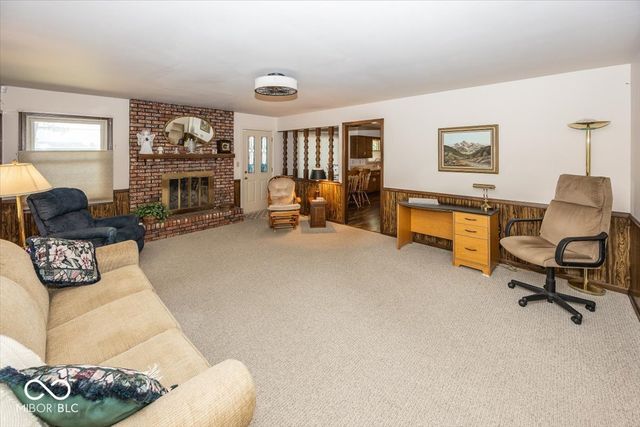 809 Deerfield Road, Anderson, IN 46012