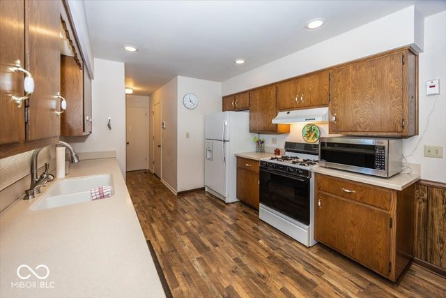 809 Deerfield Road, Anderson, IN 46012