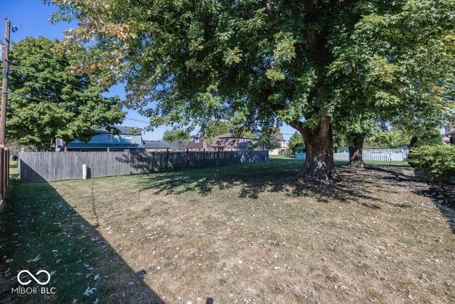 809 Deerfield Road, Anderson, IN 46012