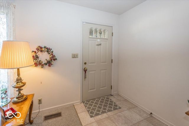 809 Deerfield Road, Anderson, IN 46012