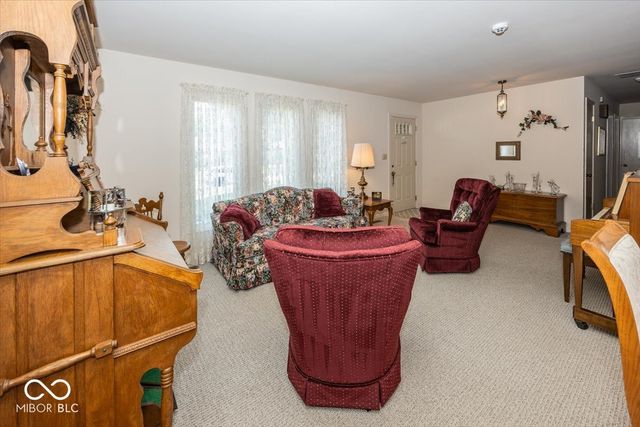 809 Deerfield Road, Anderson, IN 46012