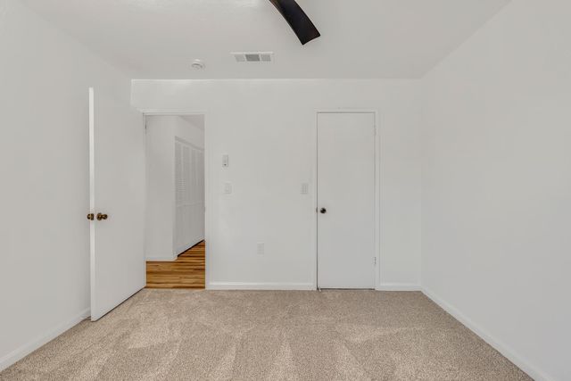 760 Meadowlark Ave, Los Banos, CA 93635