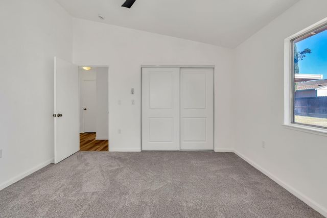 760 Meadowlark Ave, Los Banos, CA 93635