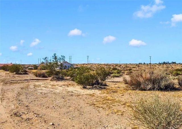 0 National Trails, Helendale, CA 92342