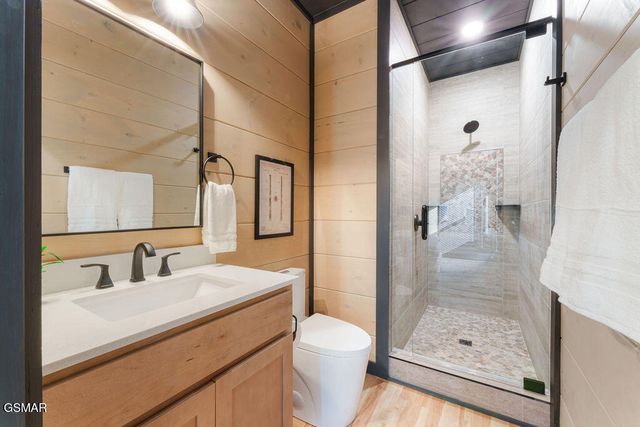 629 Summer Valley Way, Sevierville, TN 37862