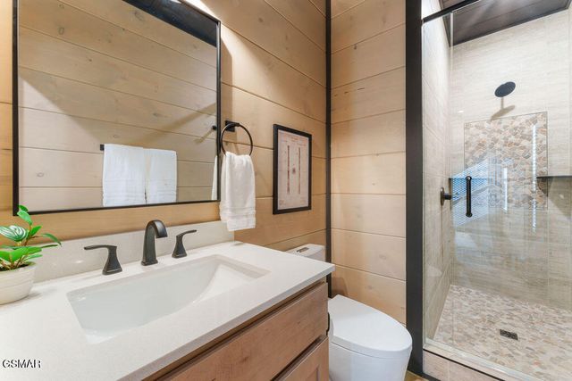 629 Summer Valley Way, Sevierville, TN 37862