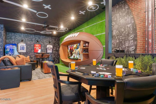 629 Summer Valley Way, Sevierville, TN 37862