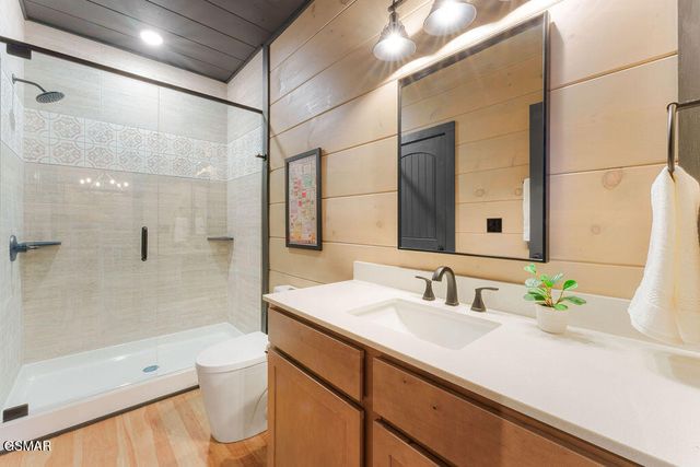 629 Summer Valley Way, Sevierville, TN 37862