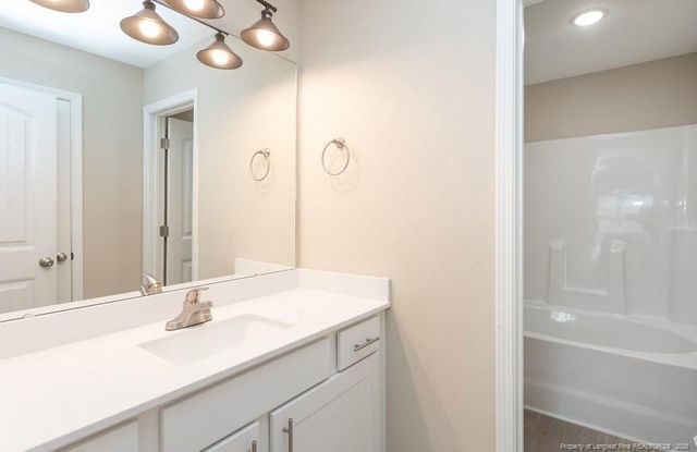 910 Kingscote Drive, Fayetteville, NC 28314