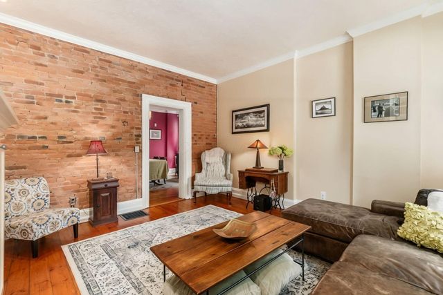 1070 Mount Pleasant Avenue, Columbus, OH 43201
