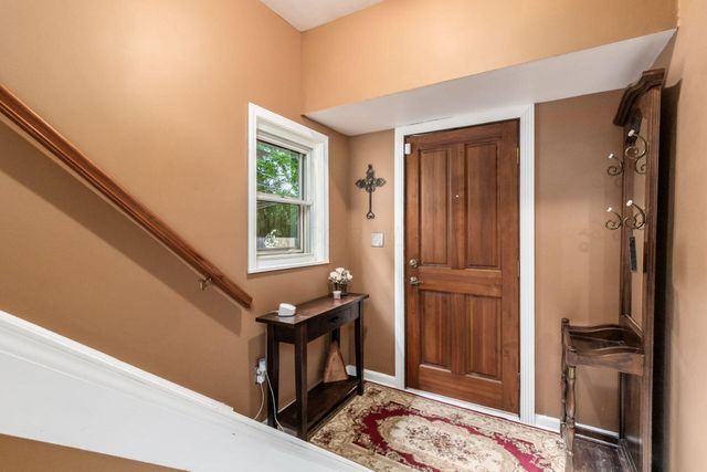 1070 Mount Pleasant Avenue, Columbus, OH 43201