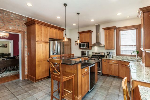 1070 Mount Pleasant Avenue, Columbus, OH 43201