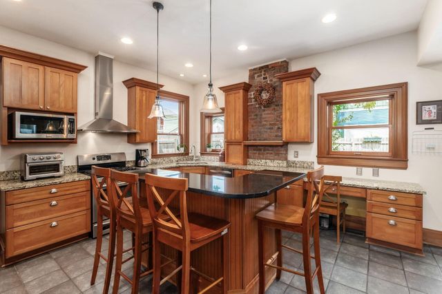 1070 Mount Pleasant Avenue, Columbus, OH 43201