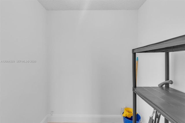 7745 SW 86th St D-218, Miami, FL 33143