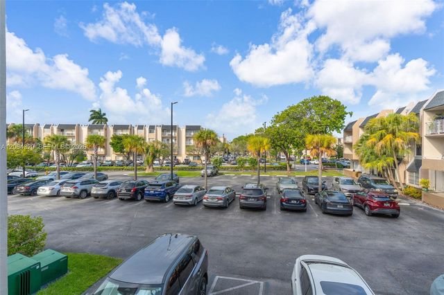 7745 SW 86th St D-218, Miami, FL 33143