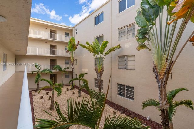 7745 SW 86th St D-218, Miami, FL 33143
