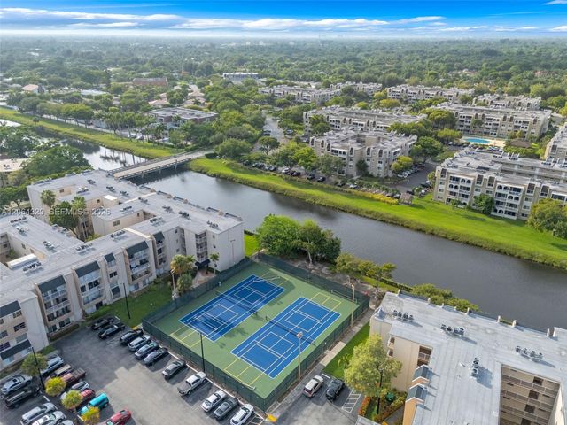 7745 SW 86th St D-218, Miami, FL 33143