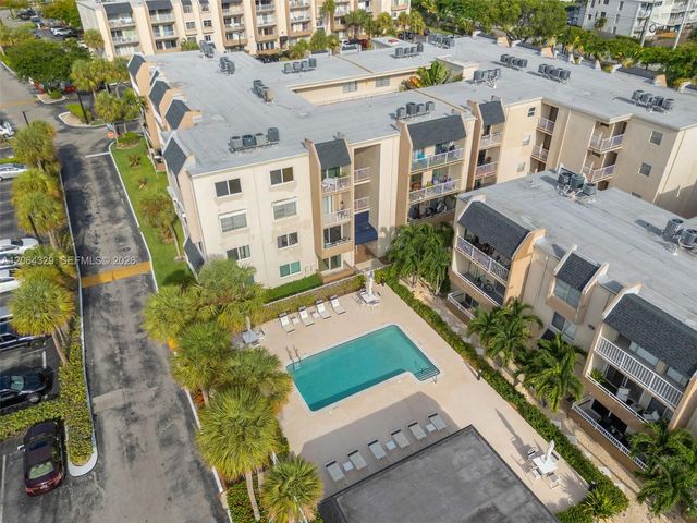 7745 SW 86th St D-218, Miami, FL 33143