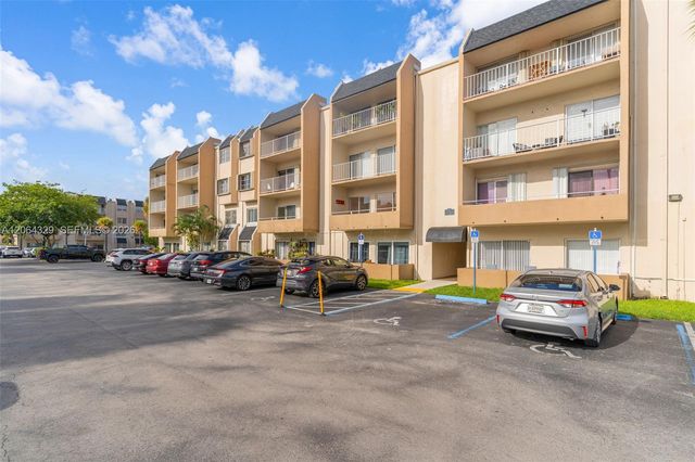 7745 SW 86th St D-218, Miami, FL 33143