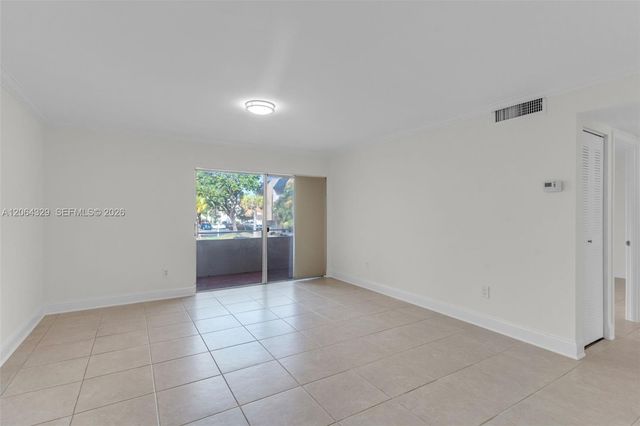 7745 SW 86th St D-218, Miami, FL 33143