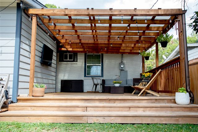 10879 Cassandra Way, Dallas, TX 75228