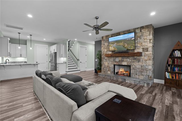 514 Ridge Vista Drive, Salem, SC 29676