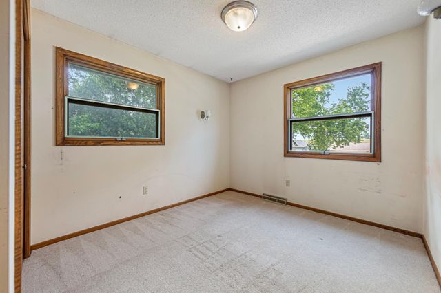 2604 26th Street NW, Rochester, MN 55901