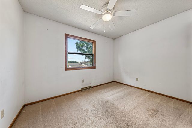 2604 26th Street NW, Rochester, MN 55901